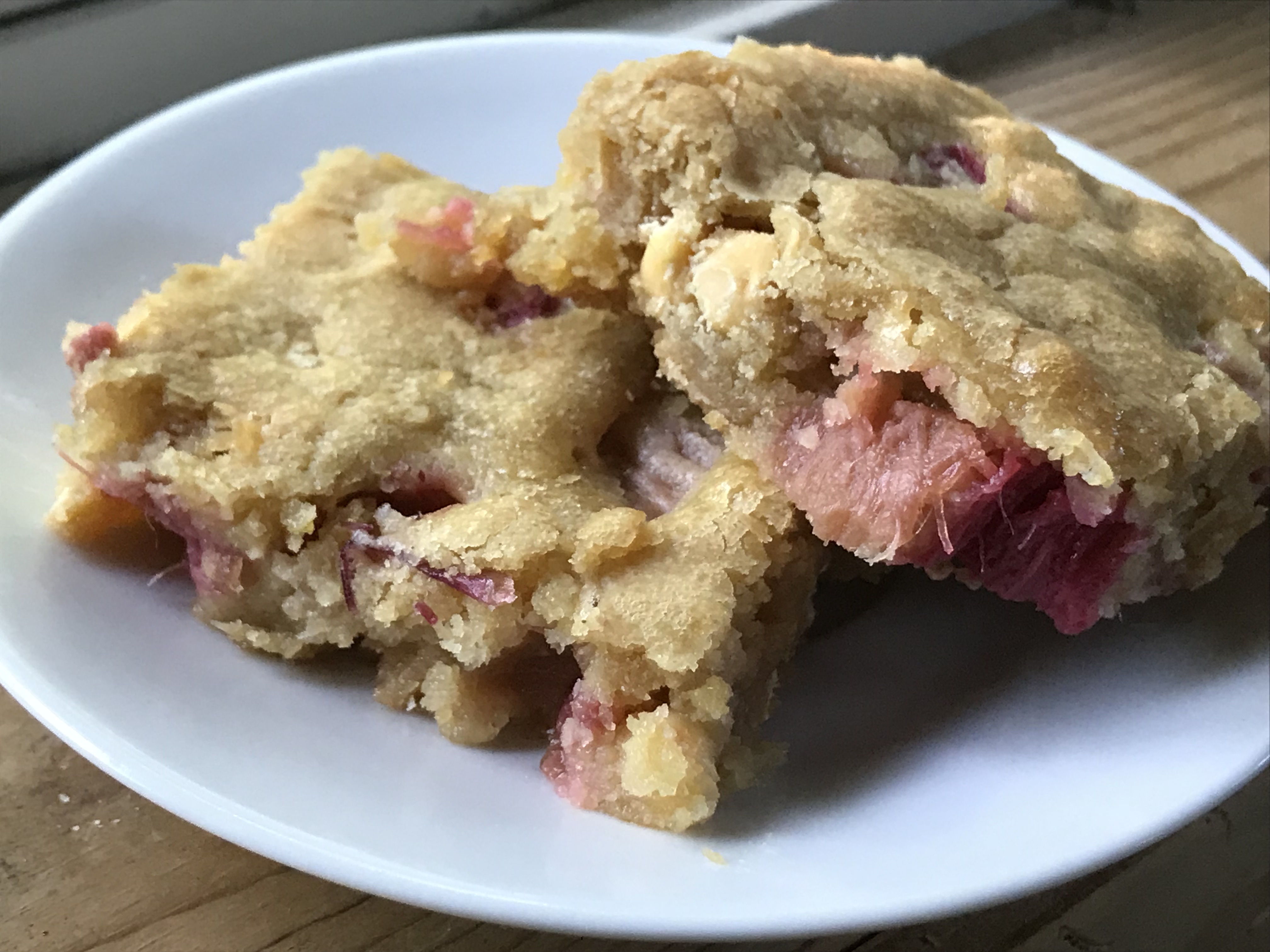 summer-of-rhubarb-rhubarb-blondies-feeling-almost-rosey